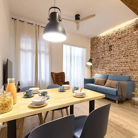 Tenderia Mercado Ribera Old Town