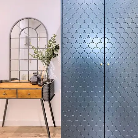 Tenderia Mercado Ribera Old Town * Bilbao